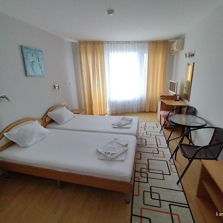 Family Hotel Coral Sozopol Luaran gambar