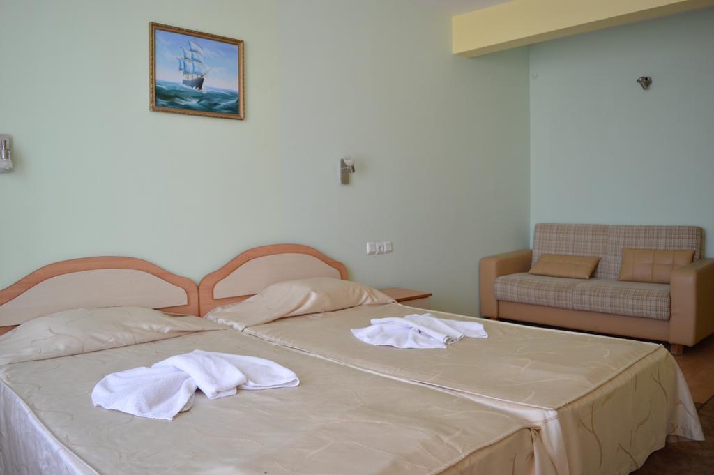 Family Hotel Coral Sozopol Luaran gambar