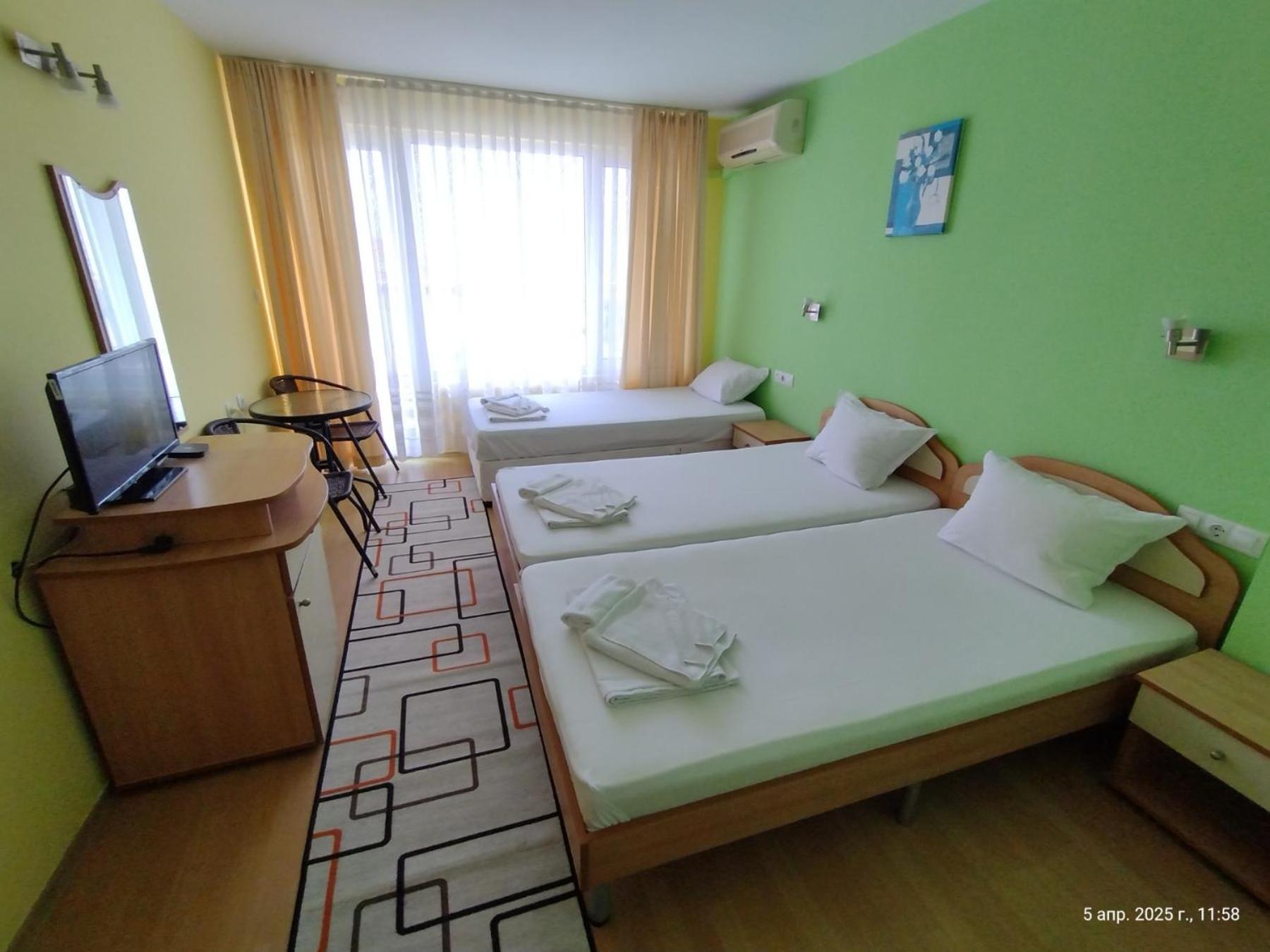 Family Hotel Coral Sozopol Luaran gambar