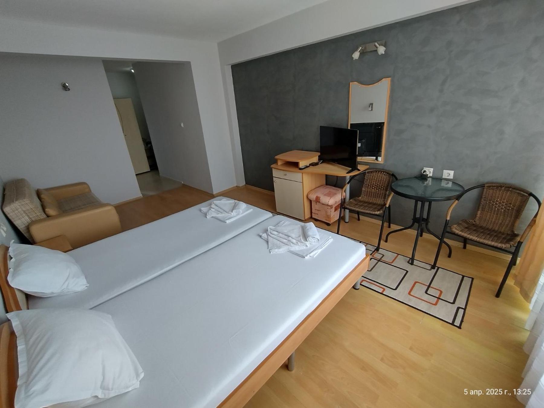 Family Hotel Coral Sozopol Luaran gambar