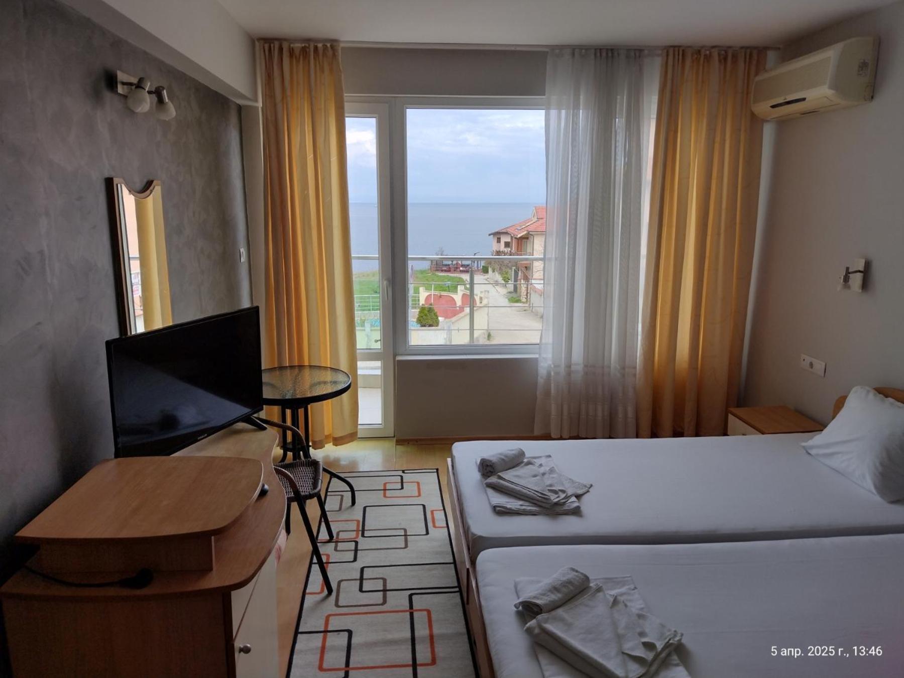 Family Hotel Coral Sozopol Luaran gambar